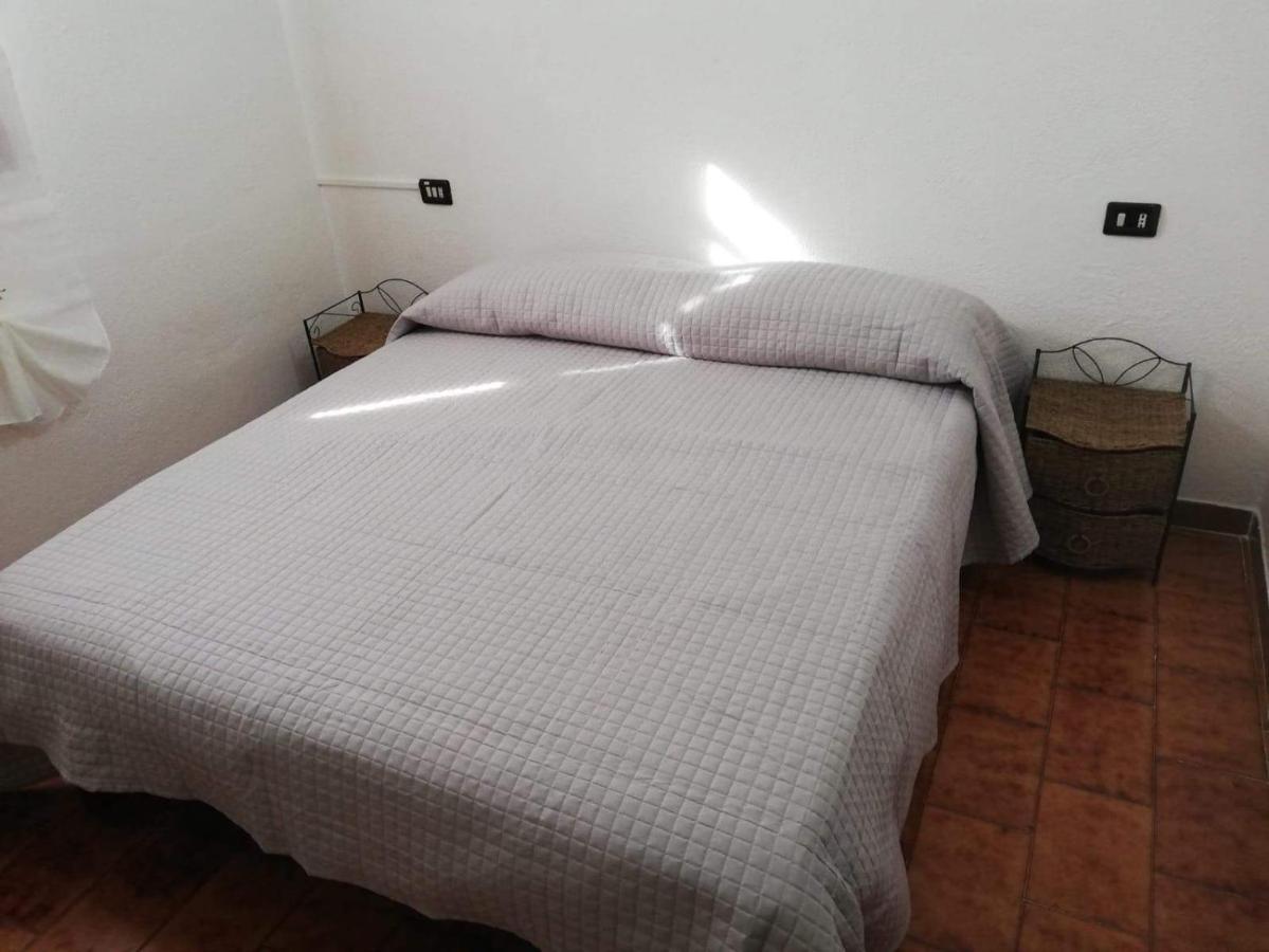 Villa Murgia Solanas  Extérieur photo