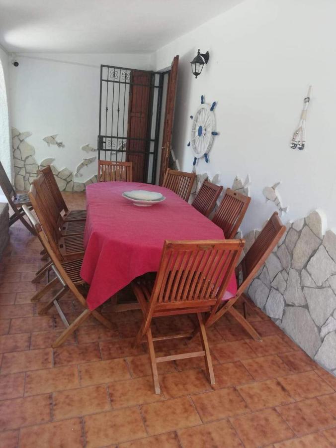 Villa Murgia Solanas  Extérieur photo